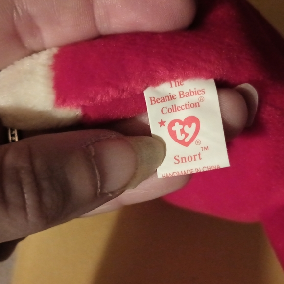 Snort the Red Bull Ty Beanie Baby - Picture 5 of 7